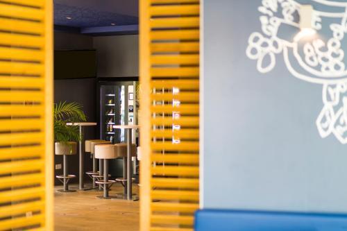 B&B Hotel Zaragoza Plaza Mozart Exterior photo
